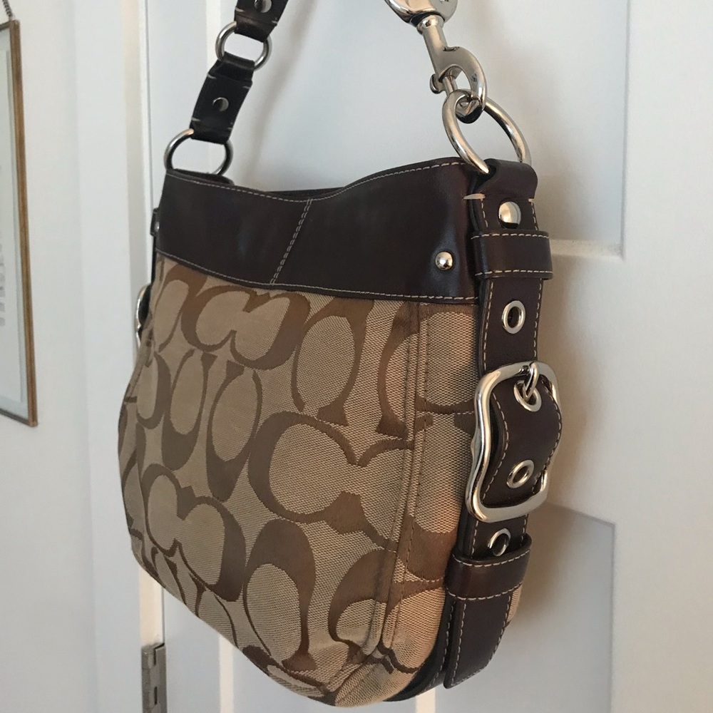 Coach Handbag - Picture 4 of 7